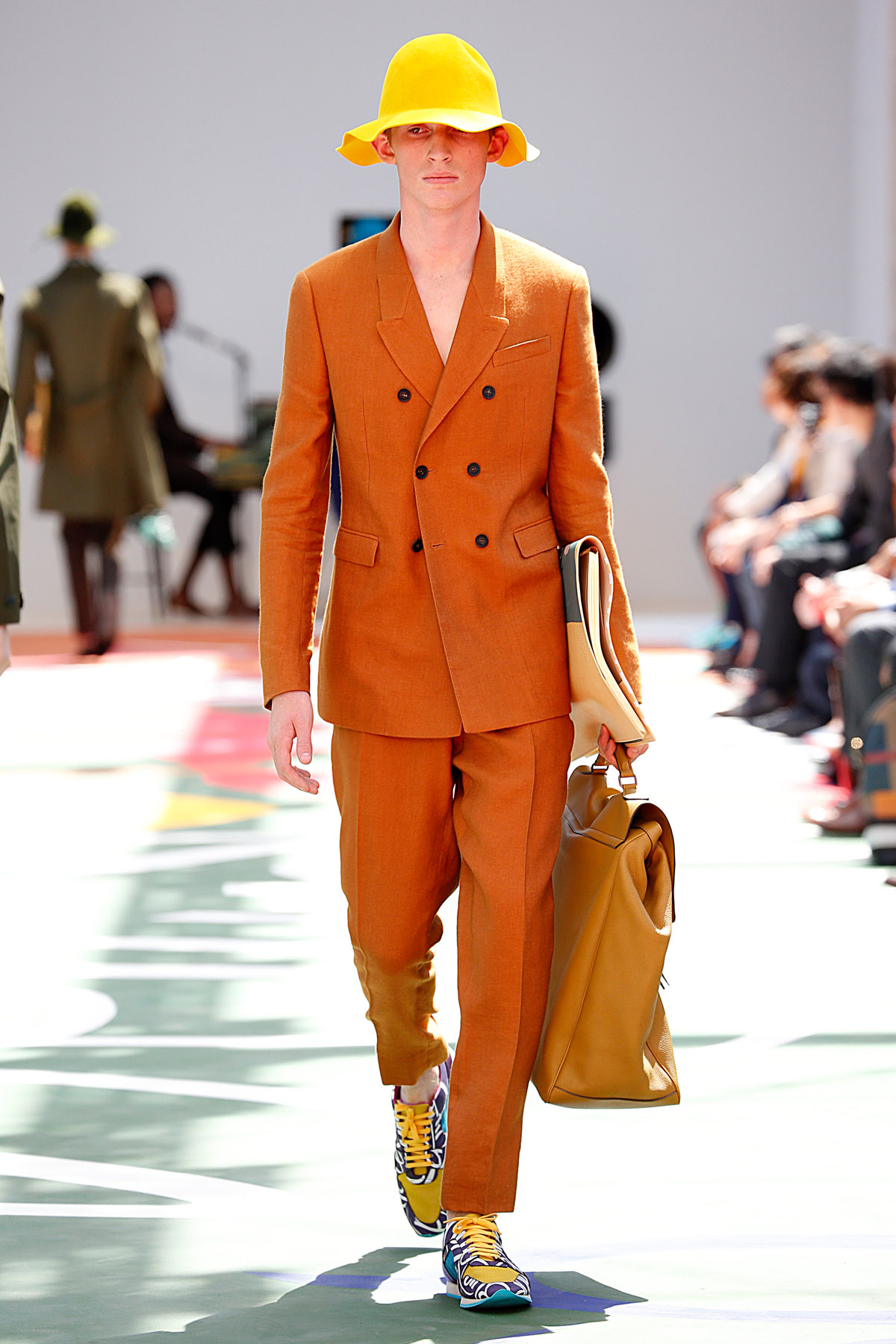 Burberry ProrsumMenswear Spring Summer 2015 London Fashion Week June 2014