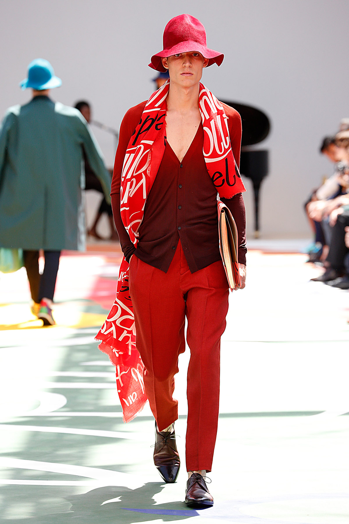 Burberry ProrsumMenswear Spring Summer 2015 London Fashion Week June 2014