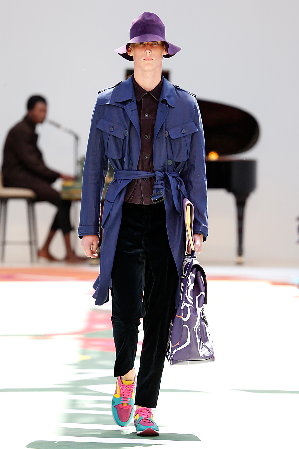 Burberry ProrsumMenswear Spring Summer 2015 London Fashion Week June 2014