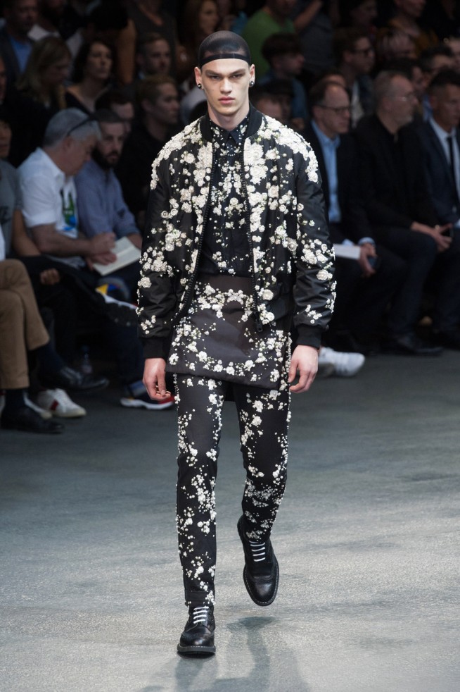 givenchy-verao2015-parismen-61