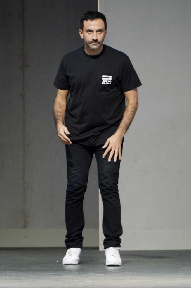 givenchy-verao2015-parismen-63