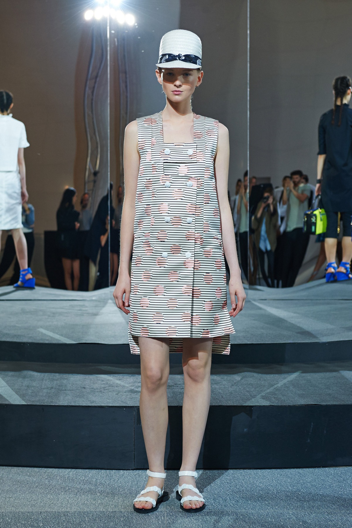 kenzo-resort-2015-08