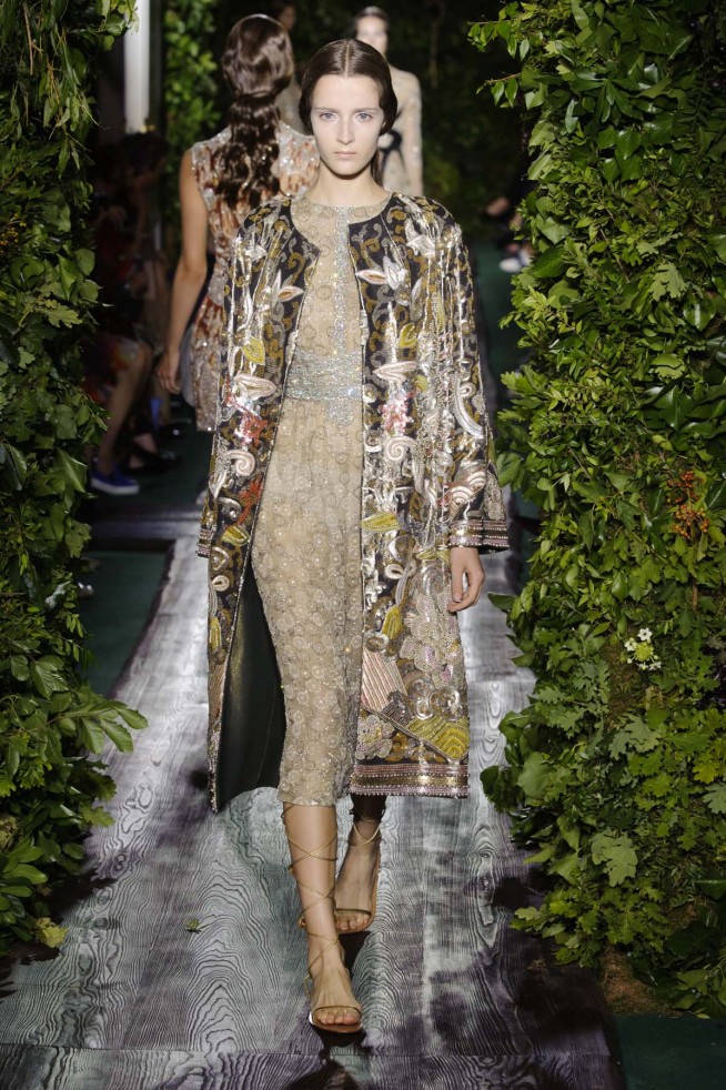 Valentino-inverno2015-parishc-50