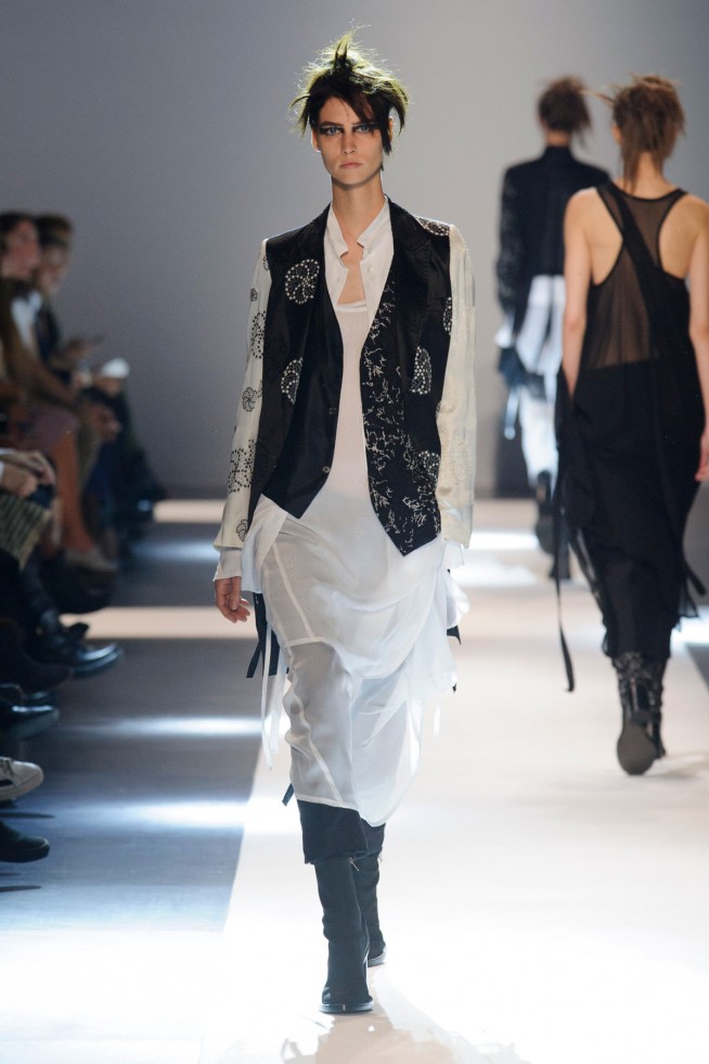 AnnDemeulemeester-verao2015-paris-9