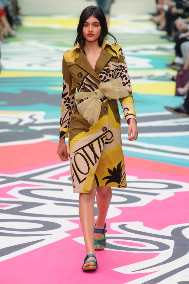 BurberryProrsum-verao2015-londres-22