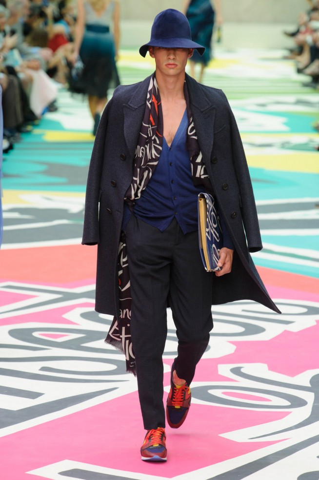BurberryProrsum-verao2015-londres-41