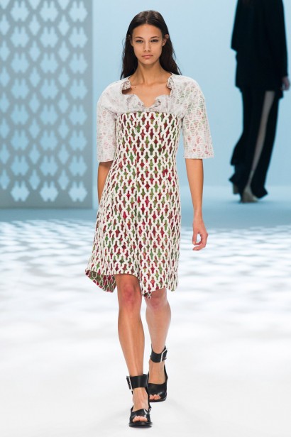 Chalayan-verao2015-paris-15
