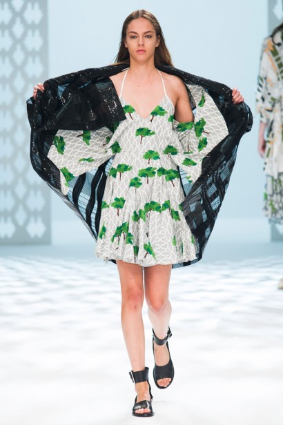 Chalayan-verao2015-paris-42
