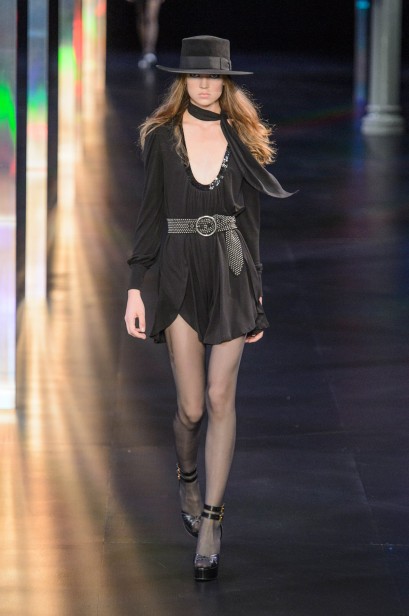 SaintLaurent-verao2015-paris-12