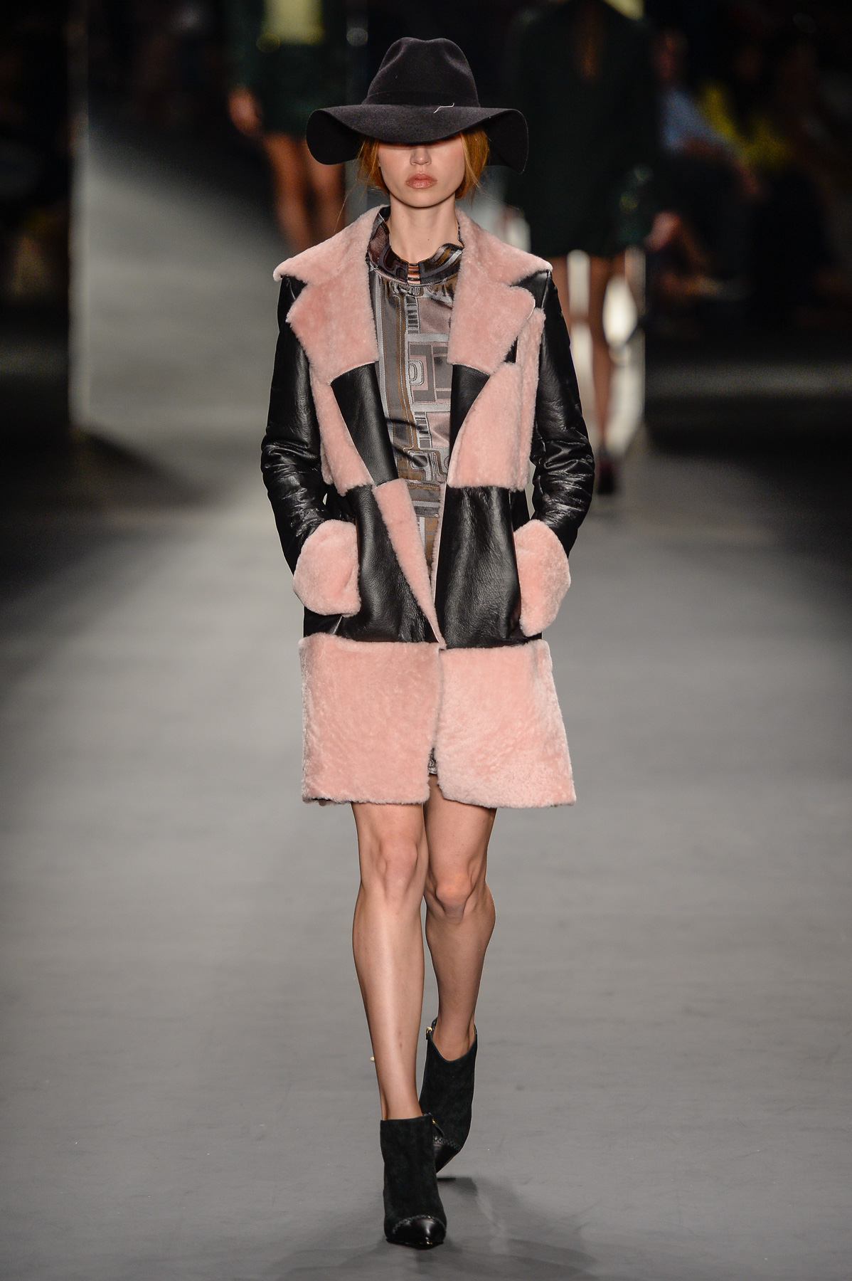 lilly_sarti-spfw-inverno2015-15