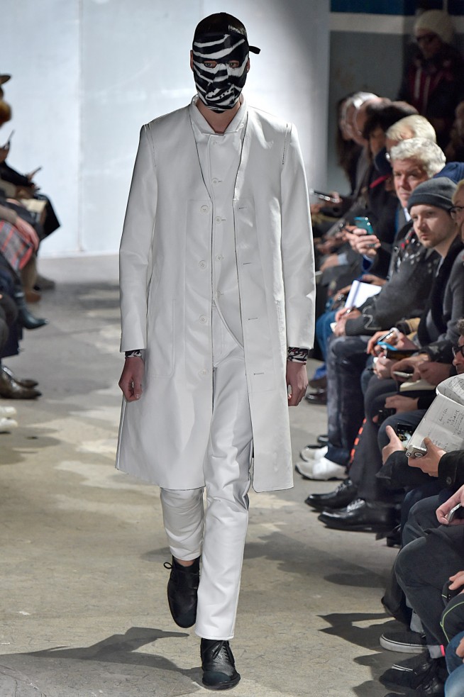 CommesdesGarcons-inverno2016-ParisMen-38