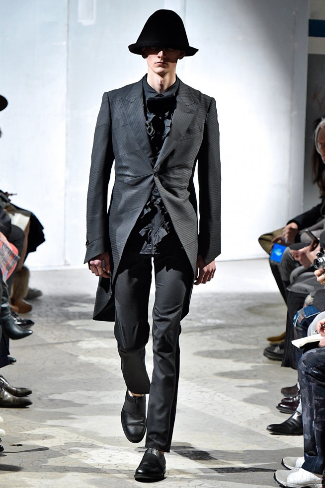 CommesdesGarcons-inverno2016-ParisMen-5