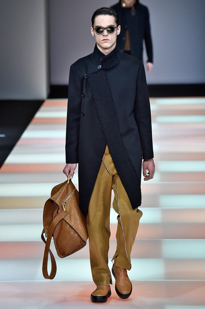 Emporio Armani
Milan Menswear Fall Winter 2015 January 2015