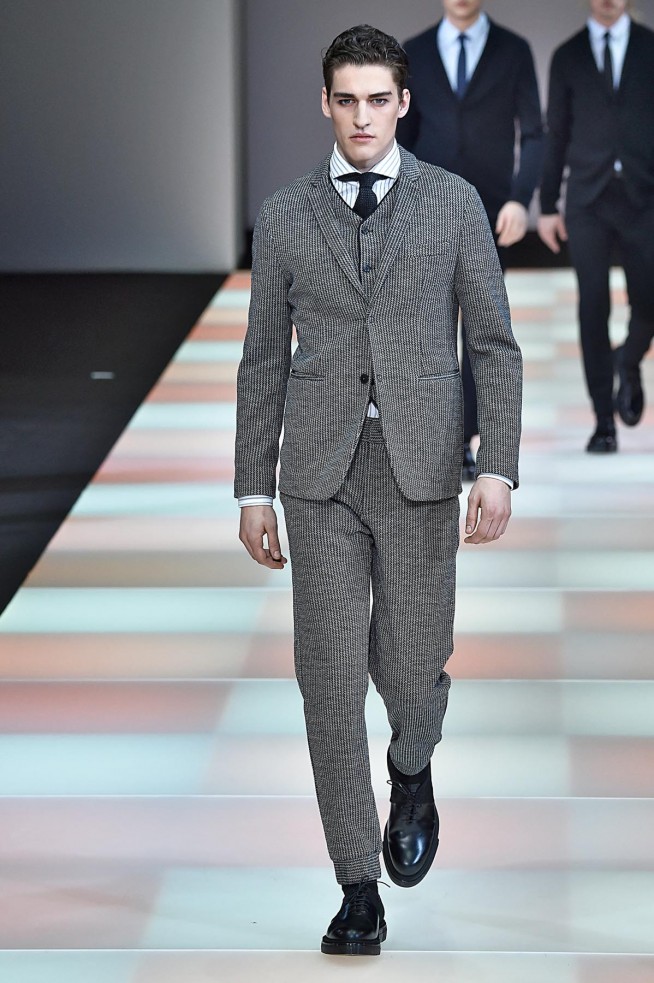 Emporio Armani
Milan Menswear Fall Winter 2015 January 2015