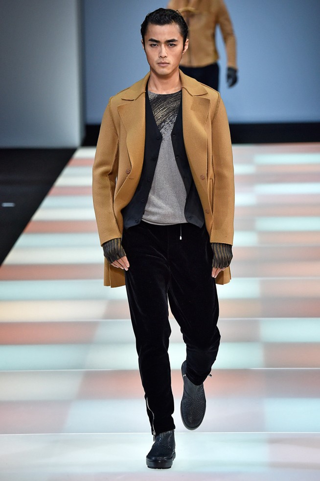 Emporio Armani
Milan Menswear Fall Winter 2015 January 2015