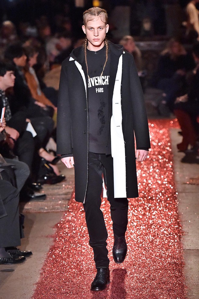 Givenchy-inverno2016-ParisMen-19