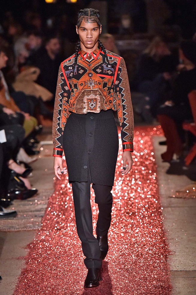 Givenchy-inverno2016-ParisMen-26