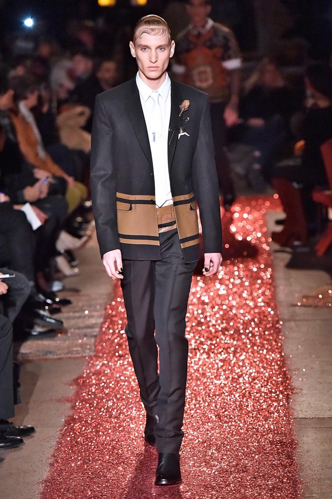 Givenchy-inverno2016-ParisMen-44