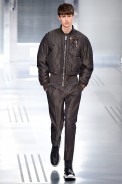 LouisVuitton-inverno2016-ParisMen-24