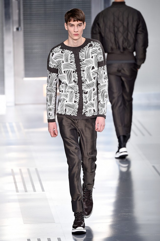 LouisVuitton-inverno2016-ParisMen-26