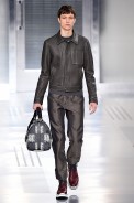 LouisVuitton-inverno2016-ParisMen-31