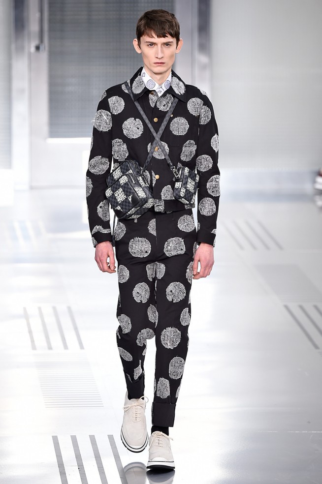 LouisVuitton-inverno2016-ParisMen-32