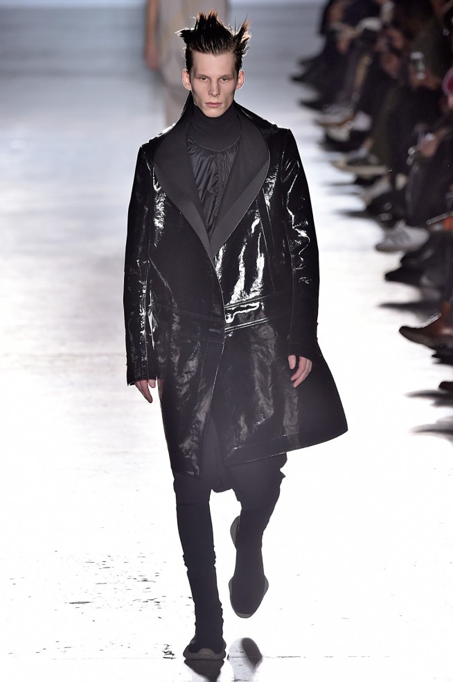 RickOwens-inverno2016-ParisMen-14