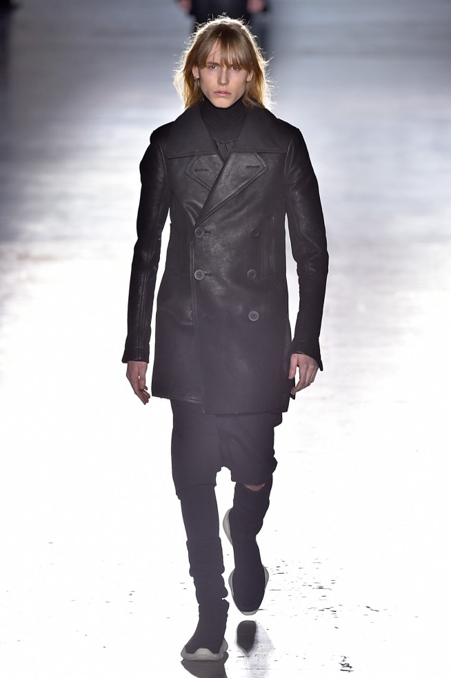 RickOwens-inverno2016-ParisMen-2