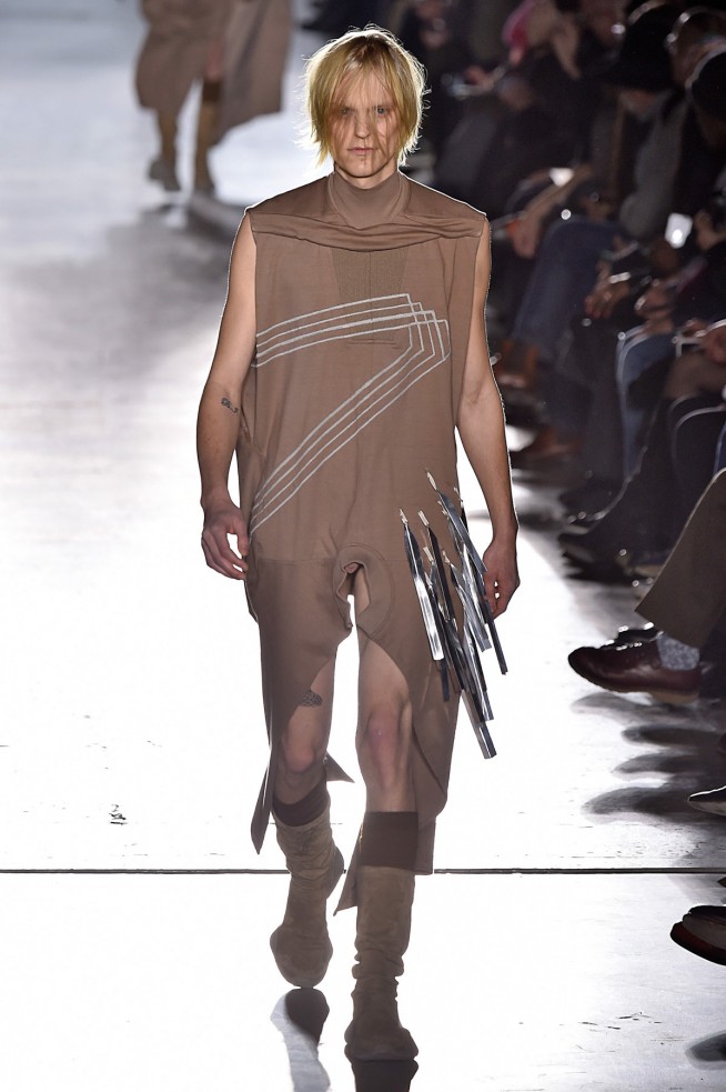 RickOwens-inverno2016-ParisMen-21