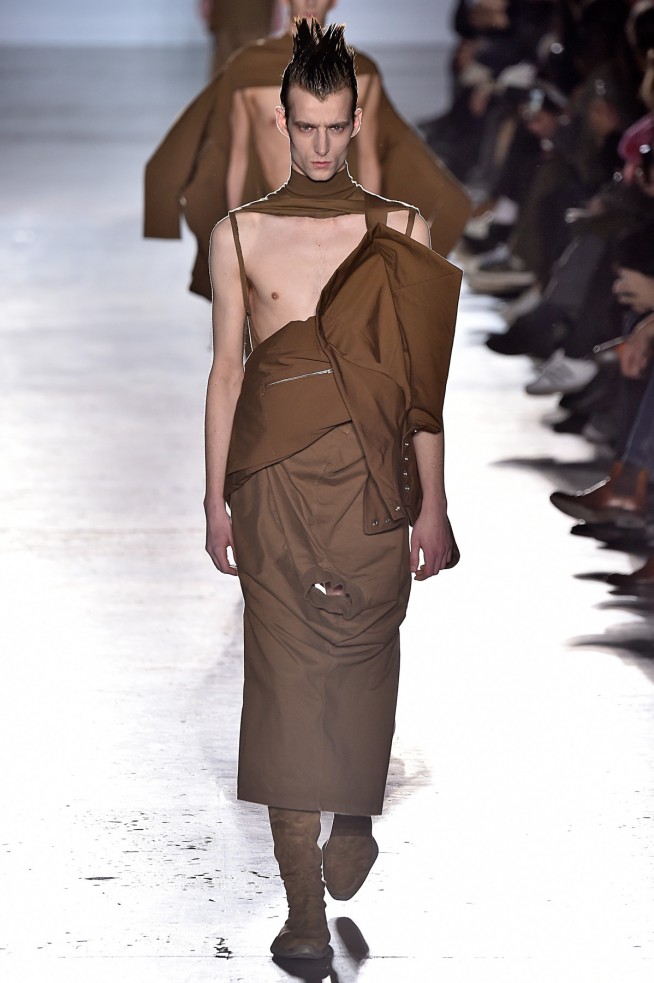 RickOwens-inverno2016-ParisMen-24