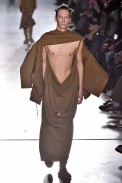 RickOwens-inverno2016-ParisMen-25