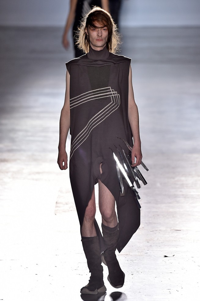 RickOwens-inverno2016-ParisMen-27