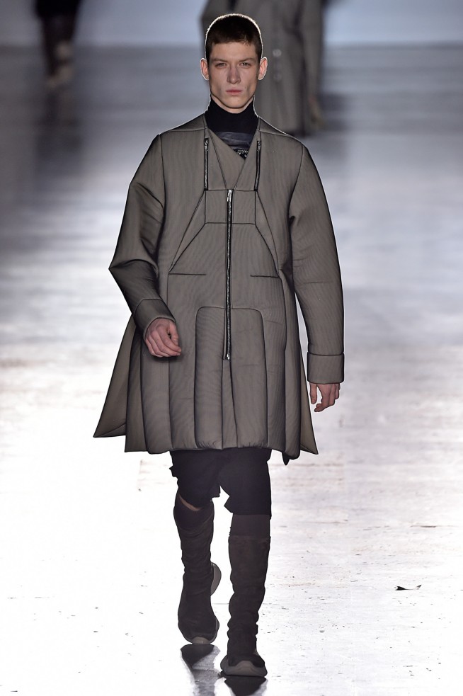 RickOwens-inverno2016-ParisMen-38