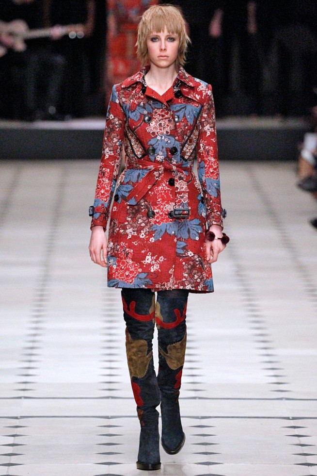 BurberryProrsum-RTW-Londres-inverno2016-2