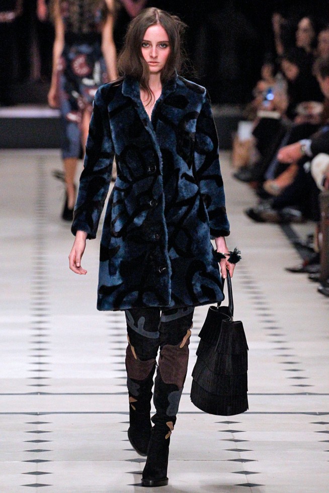 BurberryProrsum-RTW-Londres-inverno2016-22