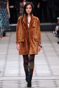 BurberryProrsum-RTW-Londres-inverno2016-9
