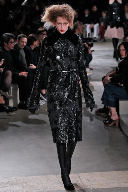 AlexanderMcQueen-RTW-Paris-Inverno2016-1
