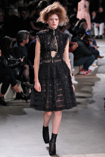 AlexanderMcQueen-RTW-Paris-Inverno2016-26