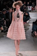 AlexanderMcQueen-RTW-Paris-Inverno2016-27