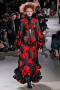 AlexanderMcQueen-RTW-Paris-Inverno2016-31