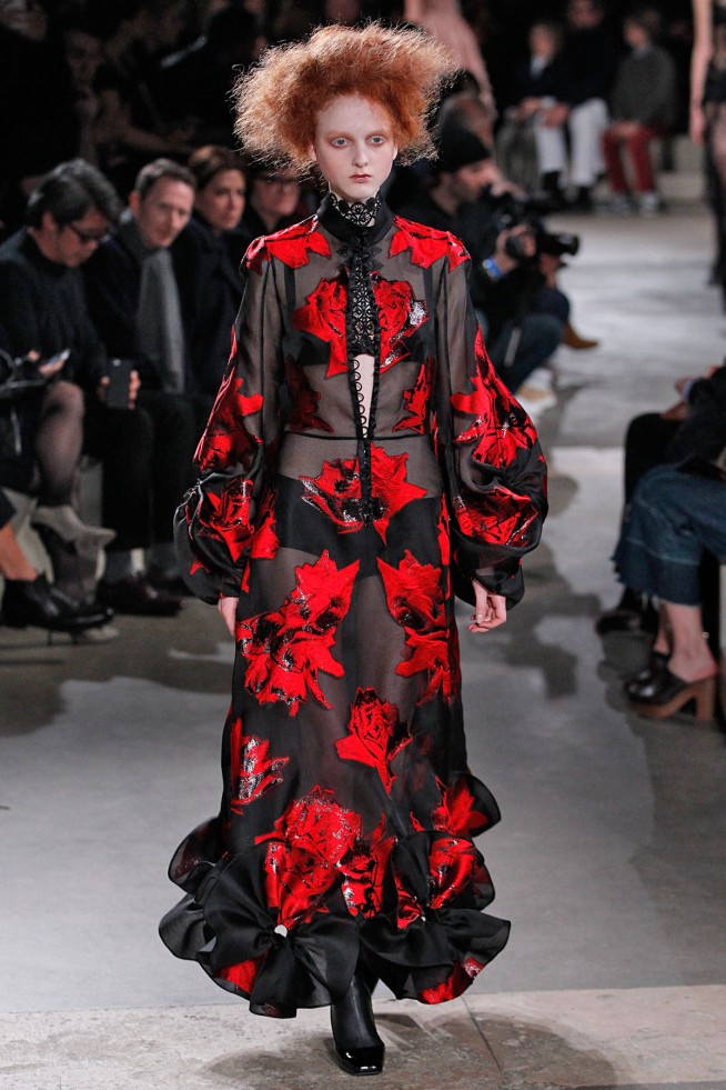 AlexanderMcQueen-RTW-Paris-Inverno2016-31