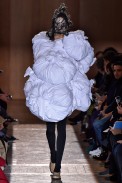 CommedesGarcons-RTW-Paris-Inverno2016-1