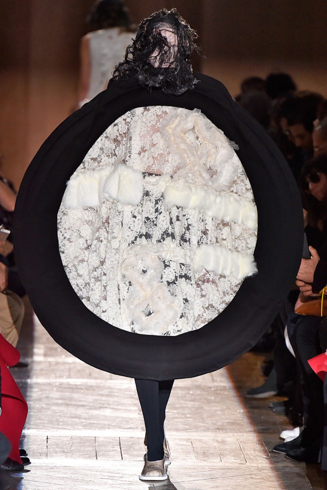 CommedesGarcons-RTW-Paris-Inverno2016-14