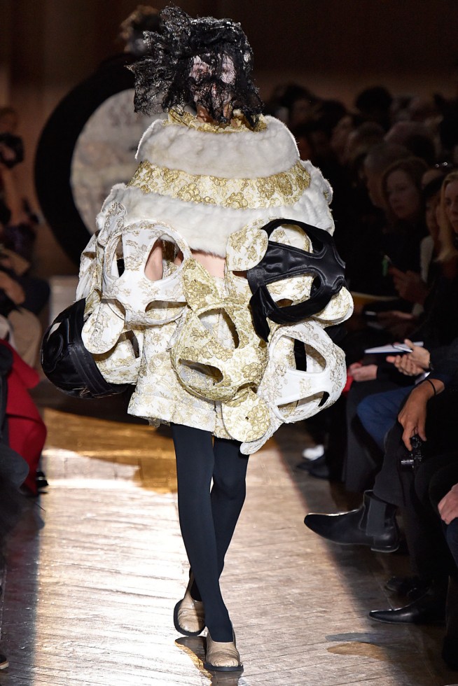 CommedesGarcons-RTW-Paris-Inverno2016-15