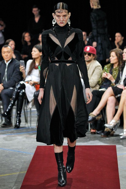 Givenchy-RTW-Paris-Inverno2016-19