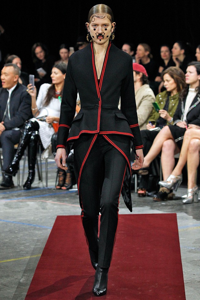 Givenchy-RTW-Paris-Inverno2016-24