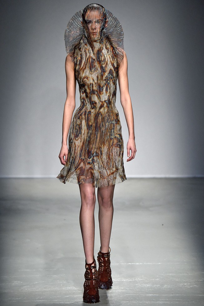 IrisVanHerpen-RTW-Paris-Inverno2016-28