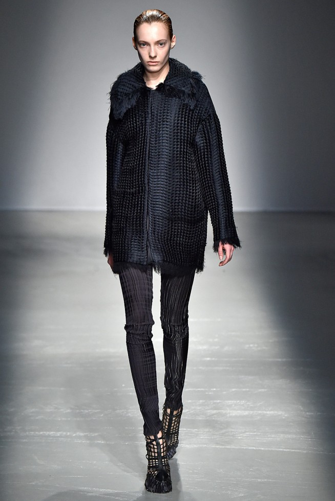IrisVanHerpen-RTW-Paris-Inverno2016-7