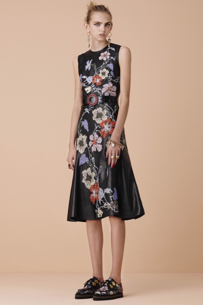 alexander-mcqueen-Resort-2016 (6)