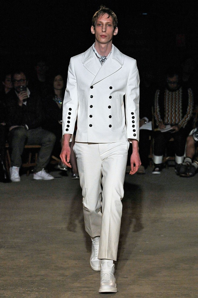 AlexanderMcQueen-verao2016-londonmen-13